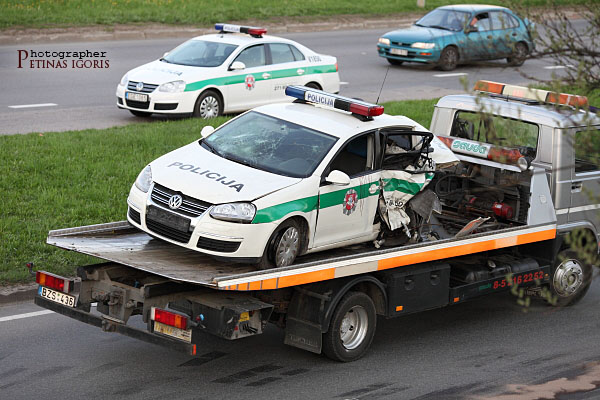 Fotoreportažas Vilniuje nukentejo Vilniaus miesto policijos parejgunai