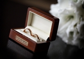Vestuvių fotografas įamžins vestuvinius žiedus